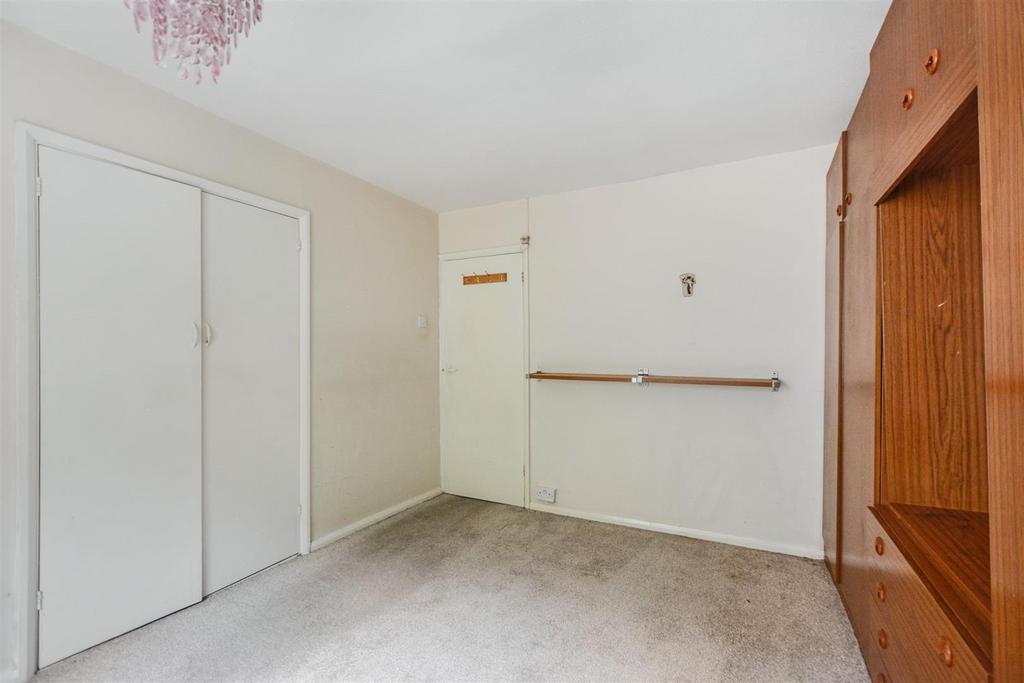 Bedroom 1 2.jpeg
