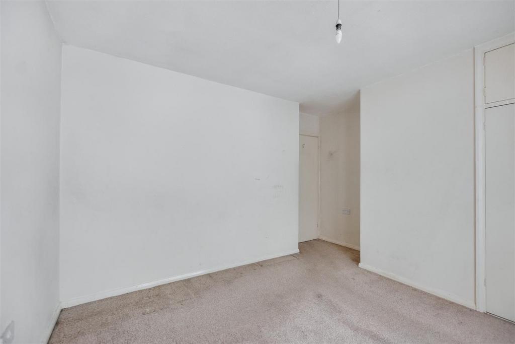 Bedroom 2 2.jpeg