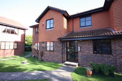 1 bedroom apartment to rent, Highclere, Guildford GU1