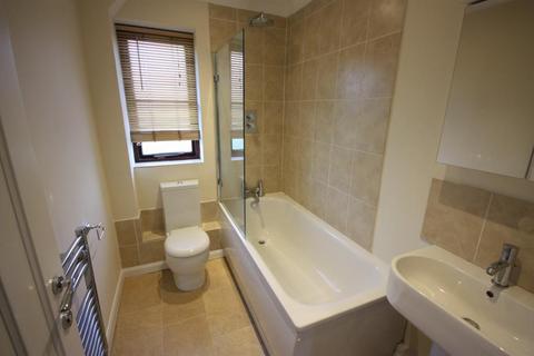 1 bedroom apartment to rent, Highclere, Guildford GU1