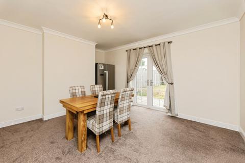 3 bedroom semi-detached house for sale, Cromwell Crescent, West Yorkshire WF8