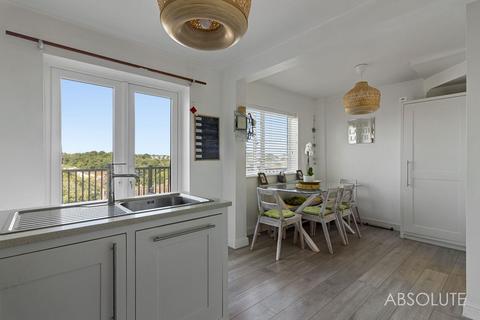 1 Bramble Close, Torquay, TQ2 6ND