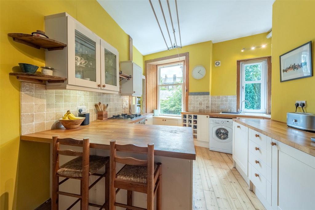 Millar Crescent 11