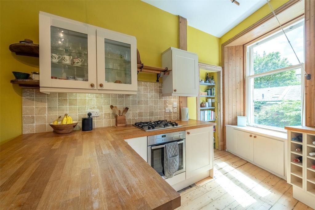 Millar Crescent 12