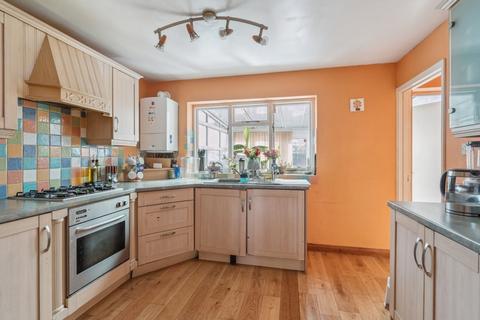 70 Royal Lane, Yiewsley, West Drayton, UB7 8DN