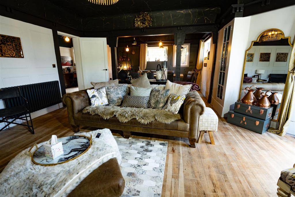 House-6244.jpg