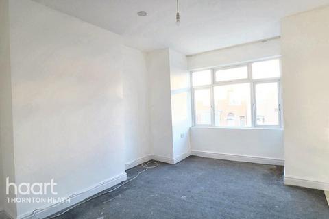 undefined, Melfort Road, Thornton Heath