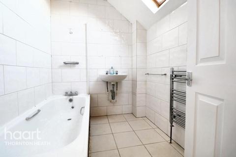 Melfort Road, Thornton Heath
