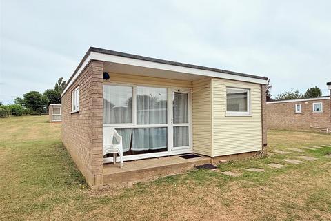 2 bedroom chalet for sale, Newport Road, Hemsby