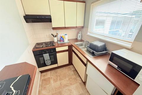 2 bedroom chalet for sale, Newport Road, Hemsby