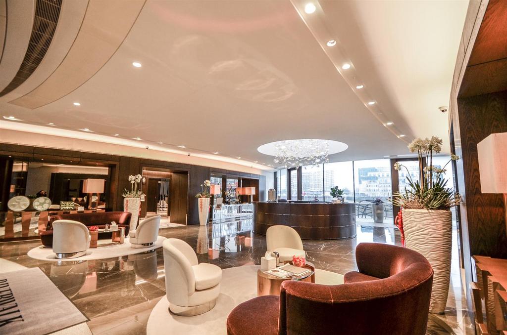 Riverwalk Lobby &amp; Concierge Desk