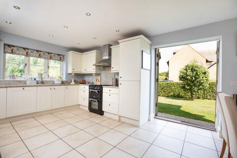 undefined, Corby NN17