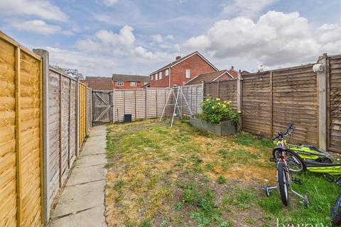 46 Lennon Way, Basingstoke, RG22 4NY