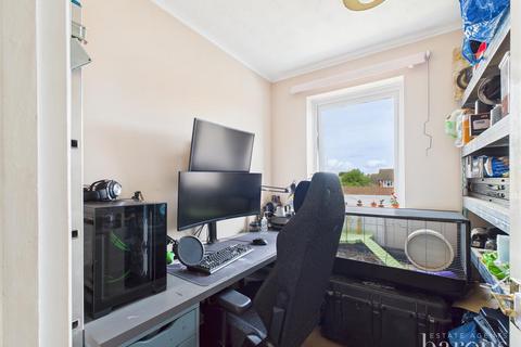 46 Lennon Way, Basingstoke, RG22 4NY