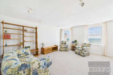2 bedroom flat for sale, Undercliff, St. Leonards-On-Sea