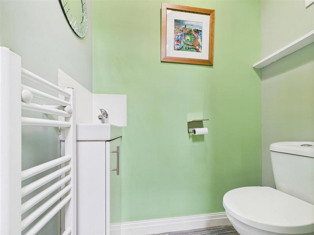 Guest cloakroom
