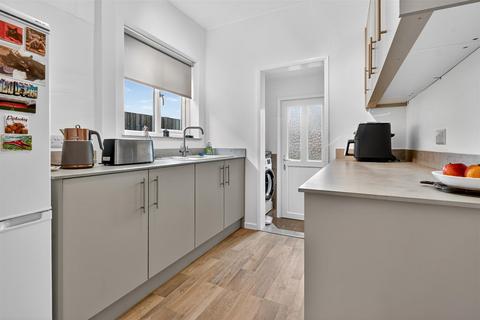 3 bedroom semi-detached house for sale, Grantham Drive, York