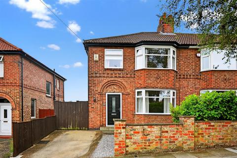 3 bedroom semi-detached house for sale, Grantham Drive, York