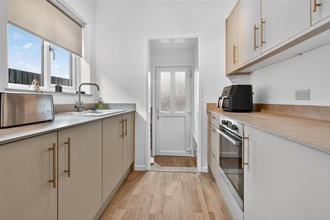 3 bedroom semi-detached house for sale, Grantham Drive, York