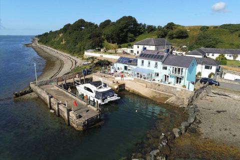 undefined, Ferry House, Brynsiencyn