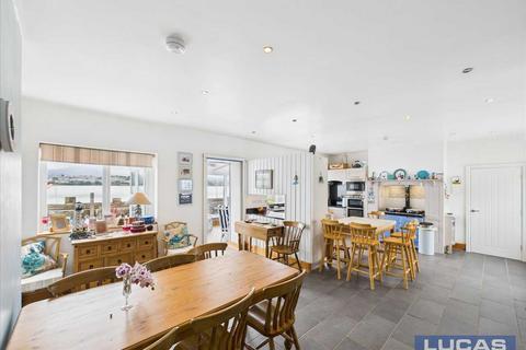undefined, Ferry House, Brynsiencyn