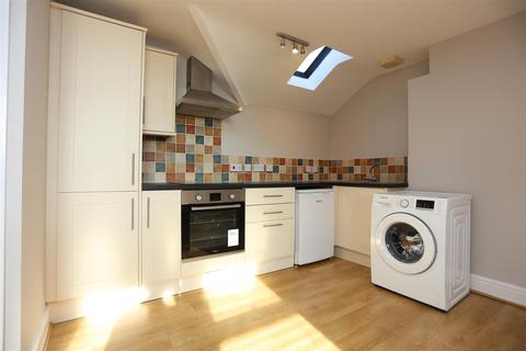 Studio to rent, Dyke Road, Brighton