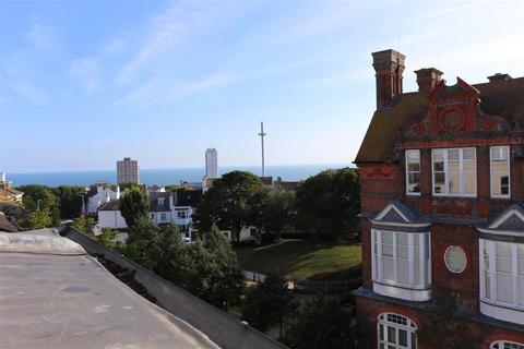 Studio to rent, Dyke Road, Brighton