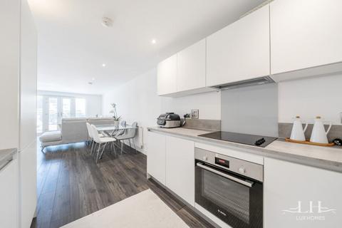 undefined, Domos Place, Brentwood