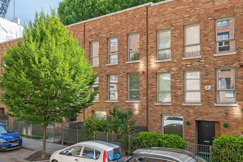 9 Rosenburg Road, London, W3 8GE