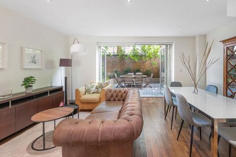 9 Rosenburg Road, London, W3 8GE