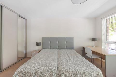 9 Rosenburg Road, London, W3 8GE