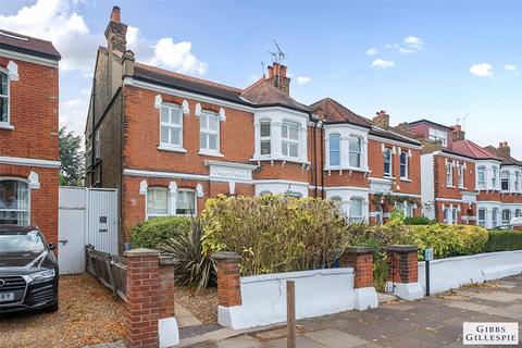 5a Sherborne Gardens, London, W13 8AS