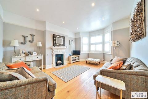 5a Sherborne Gardens, London, W13 8AS