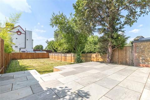 undefined, Killieser Avenue, London SW2