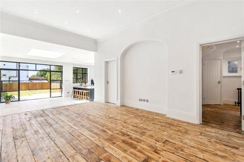undefined, Killieser Avenue, London SW2