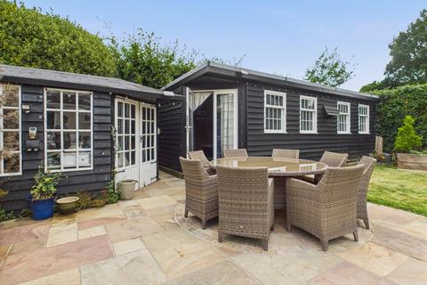 5 bedroom detached house for sale, New Pond Road, Holmer Green, Buckinghamshire, HP15