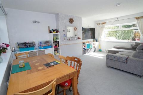 3 bedroom semi-detached house for sale, Kingsway, Wrose, Bradford