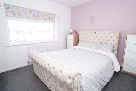 3 bedroom semi-detached house for sale, Kingsway, Wrose, Bradford