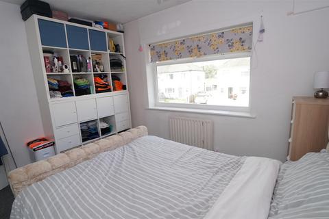 43 Kingsway, Bradford, BD2 1PL