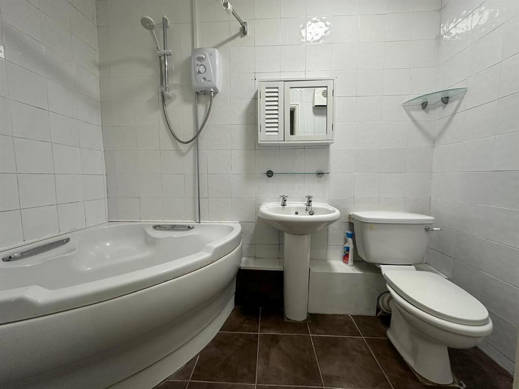 NDMPXKt Ukah ENVw No QDVg.jpg