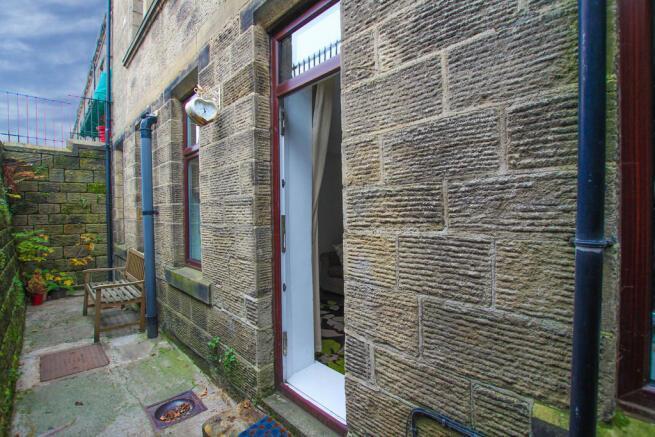 4 GKVfp Bl AUW2-2zc UOb Xz Q.jpg