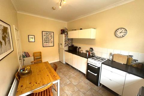 2 bedroom terraced house for sale, Pudsey