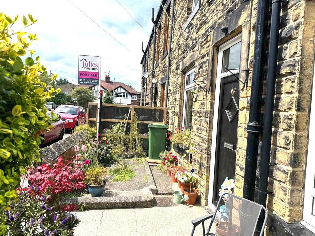 Pudsey 2 bed terraced house for - Image 9 1024x1024