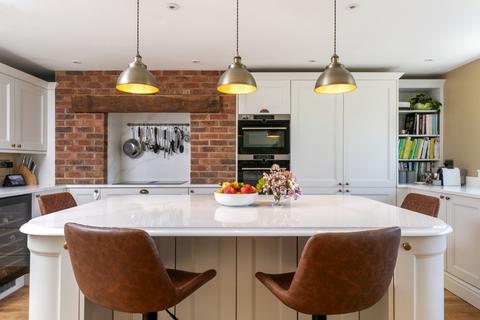 undefined, Hawthorne Barn, Whitchurch, RG28