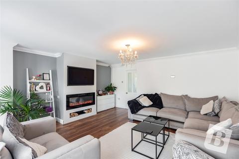 13 Bakers Close, South Woodham Ferrers, Chelmsford, CM3 5JF