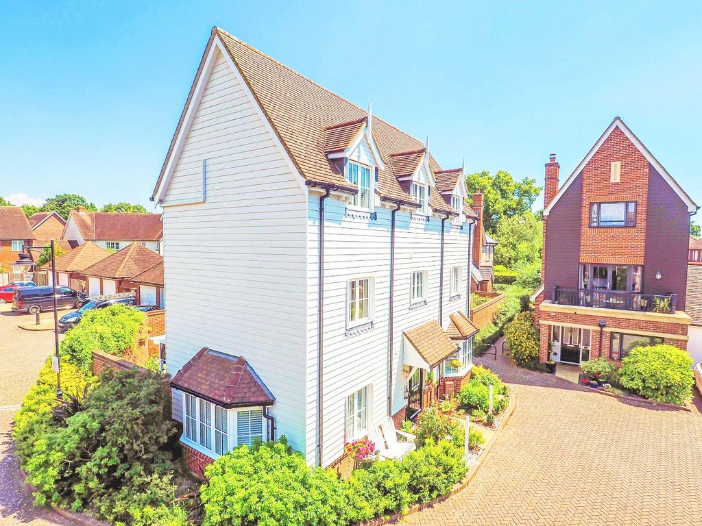 Detached four bedroom house
