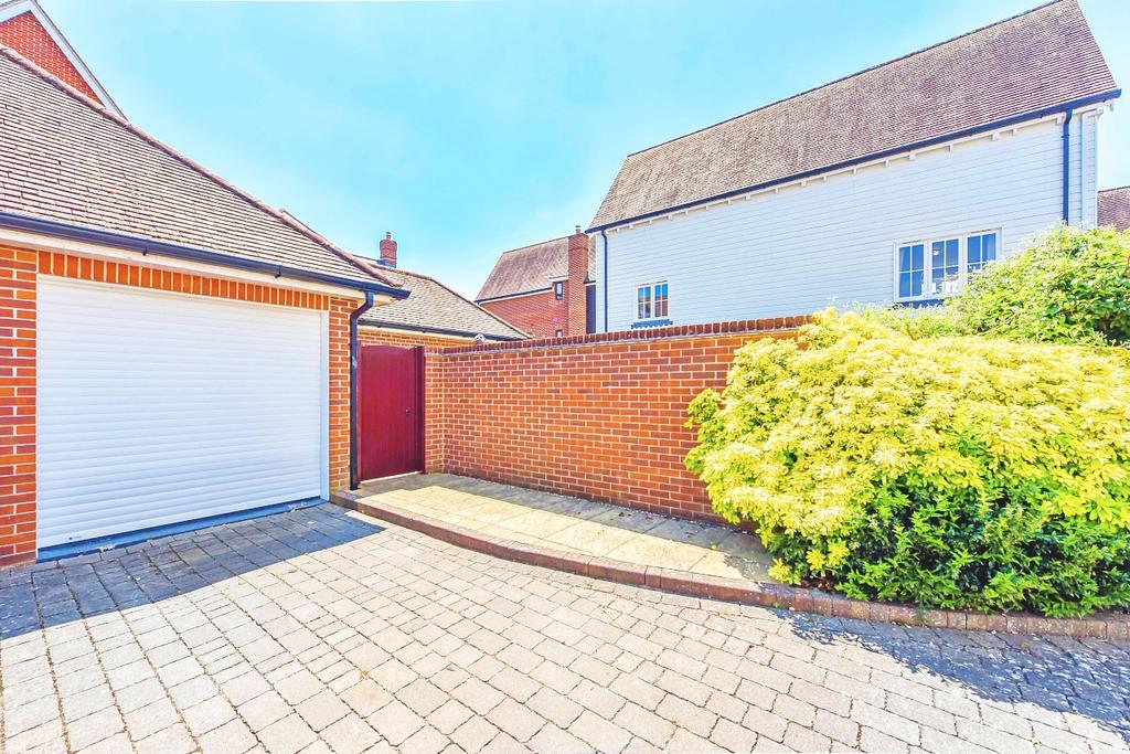Garage and off street parking