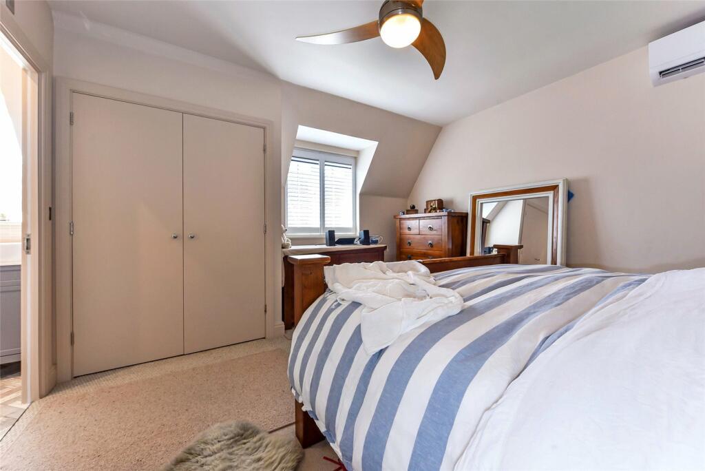 Primary bedroom suite