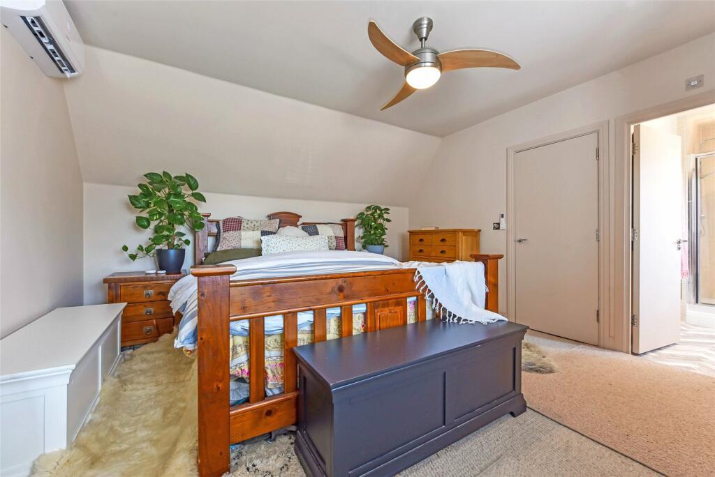 Primary bedroom with en suite