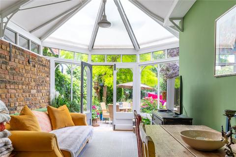 3 bedroom semi-detached house for sale, Hainault Road, Chigwell, Essex, IG7